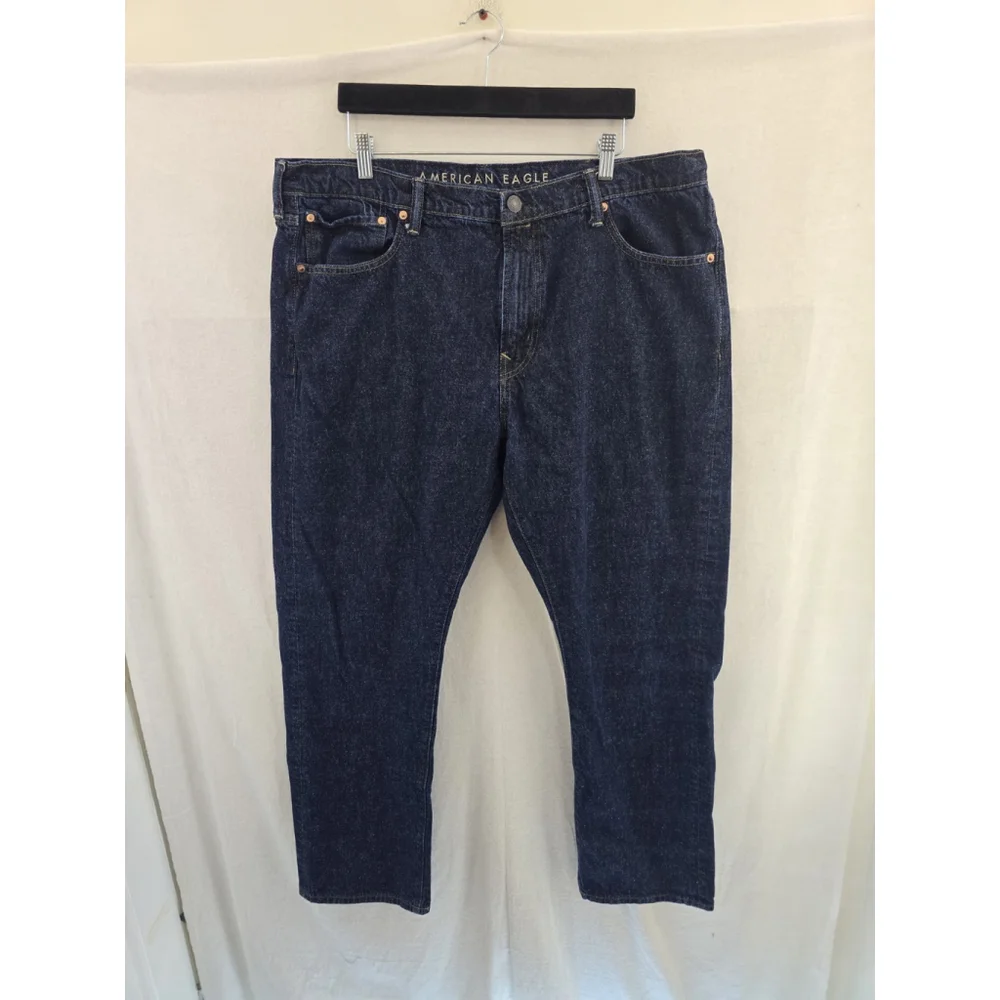 American Eagle Original Straight Dark Wash Denim Jeans. Mens Size 38/32